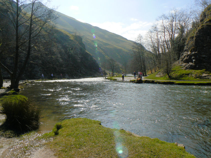 Dove Dale Dove Dale